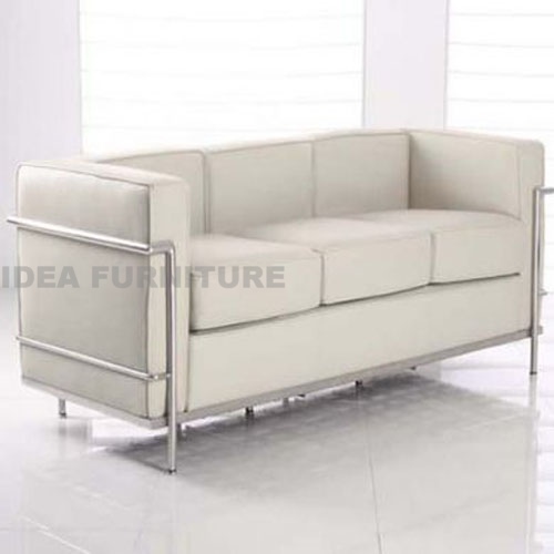 Le Corbusier LC2 3 Seater Sofa