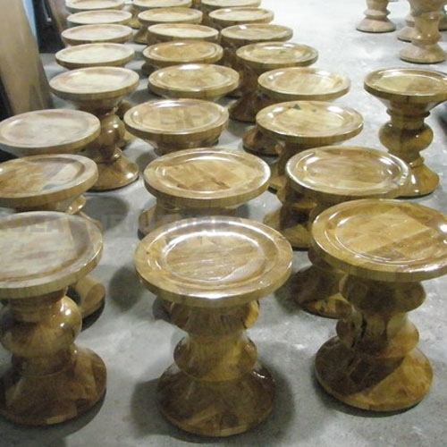 Eames Stool2