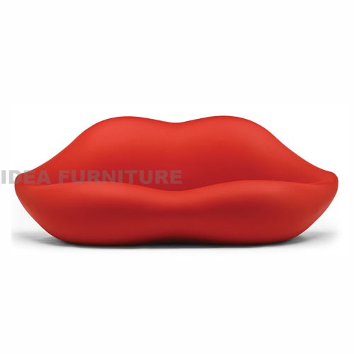 Bocca sofa