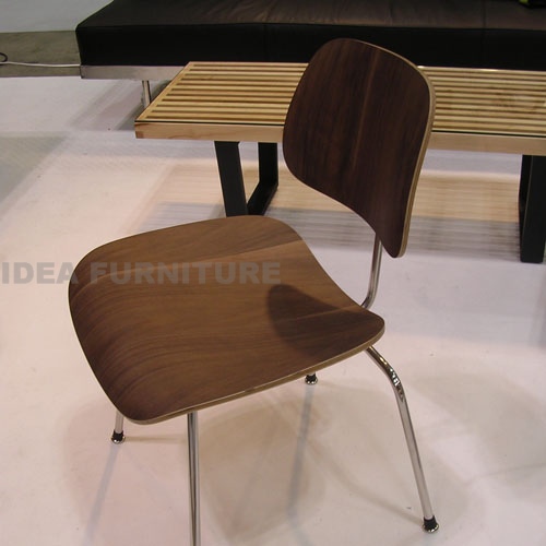 Eames Molded Lounge Chair