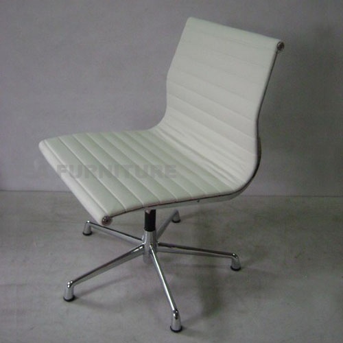 Eames Aluminum Group Side Chair