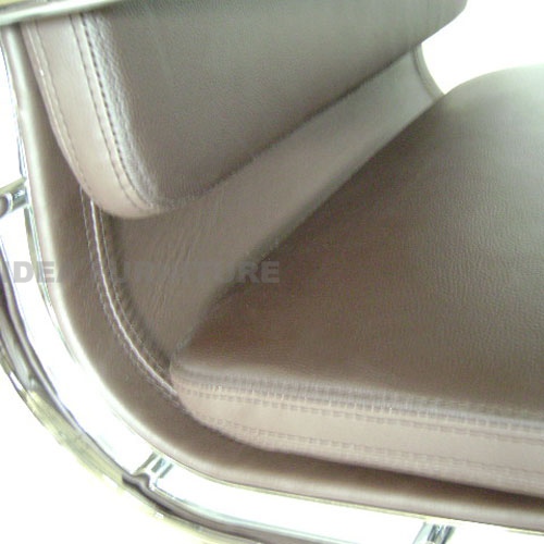 Eames Group Aluminum Management Chair