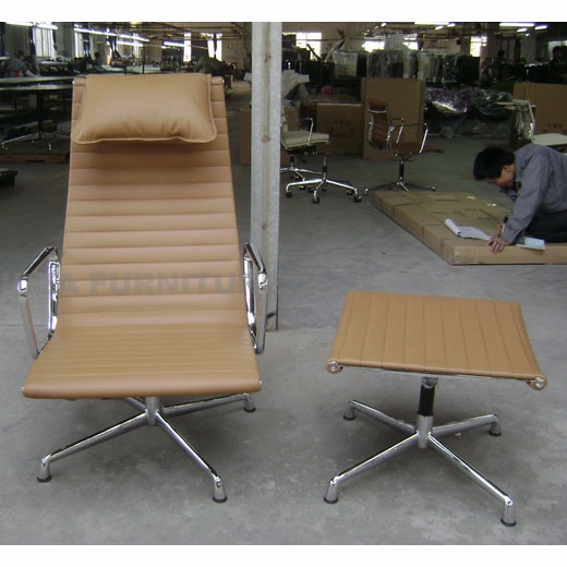 Eames Aluminum Executive Lounge Chair