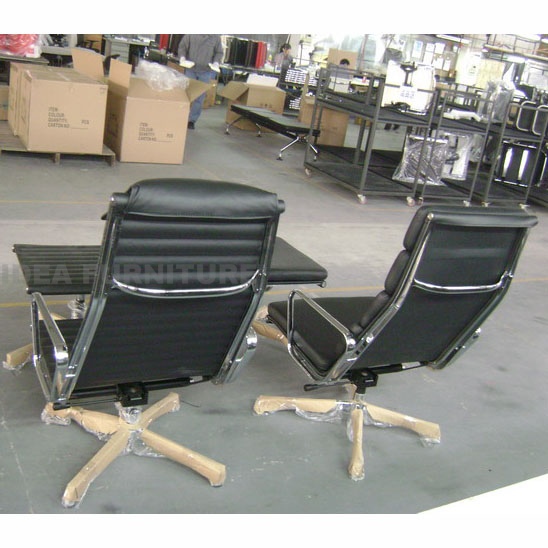 Eames Management Lounge Chair