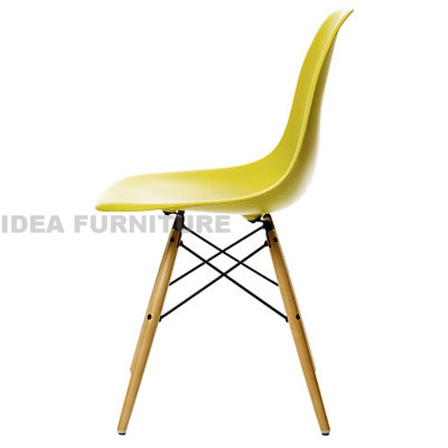 Eames Side Chair