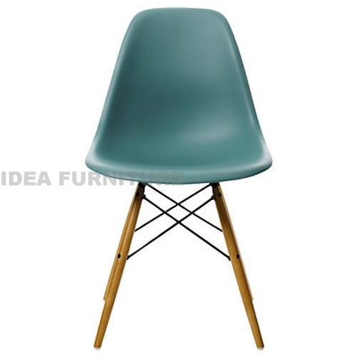 Eames Side Chair