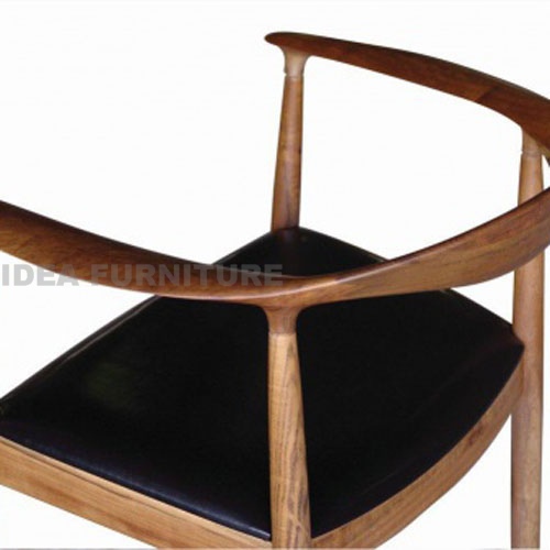 Armstol the chair