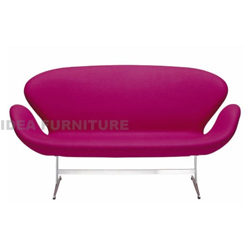 Arne Jacobsen Swan Sofa