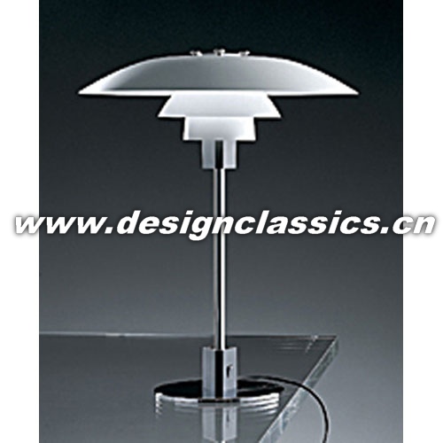 Poul Henningsen PH 4/3 Table Lamp