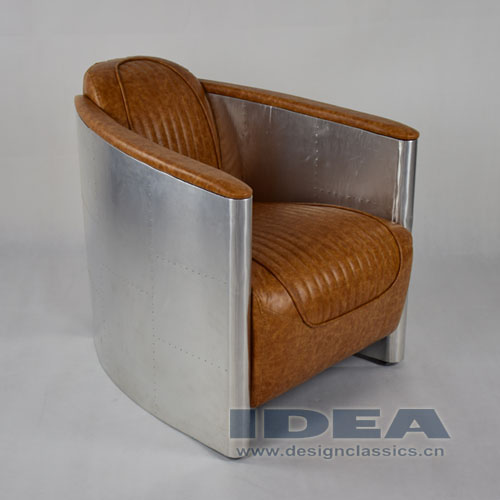 Tomcat Chair