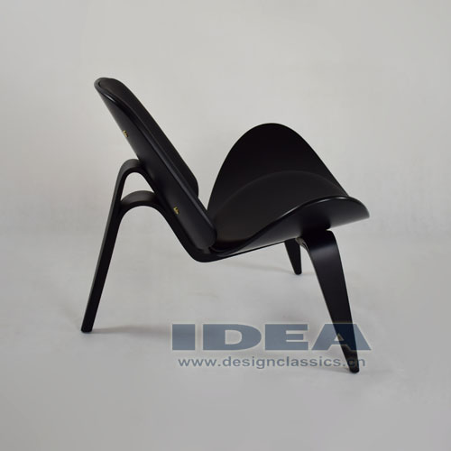 Wegner Shell Chair Black