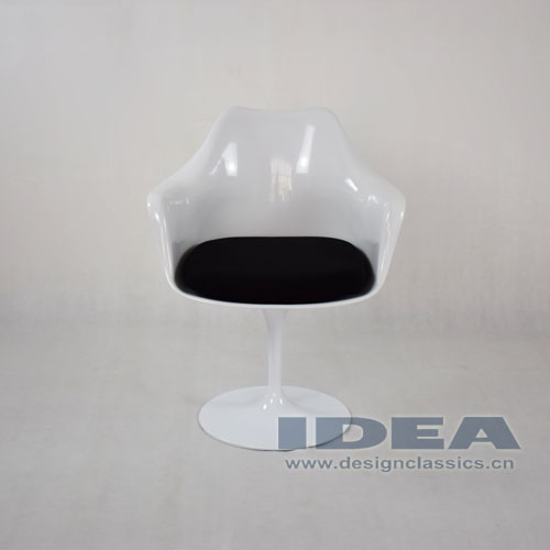 Tulip Armchair Black