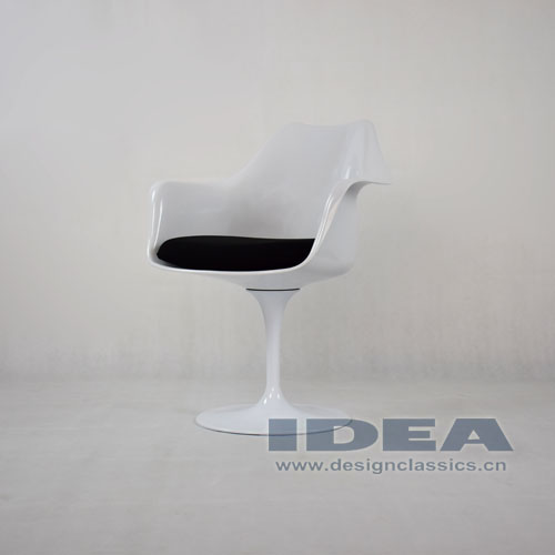 Tulip Armchair Black