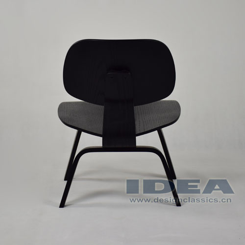 Eames Molded Plywood Lounge Chair Black