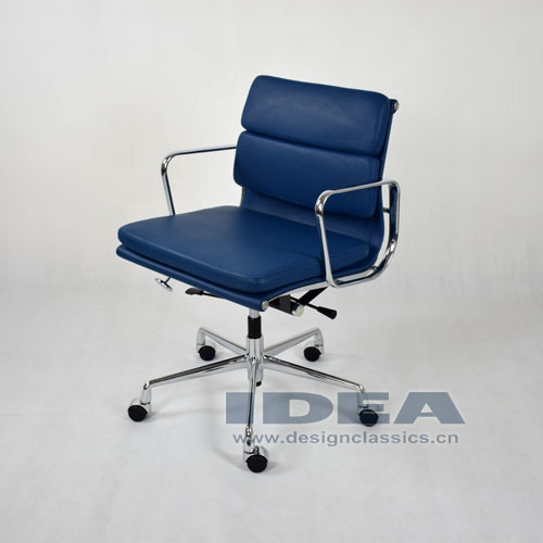 Eames Low Back Softpad Chair Blue