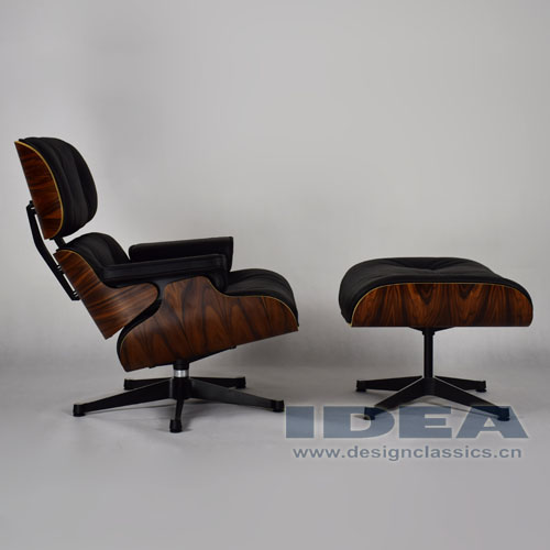 Charles Eames Lounge Chair and Ottoman Rosewood Veneer Black Leather